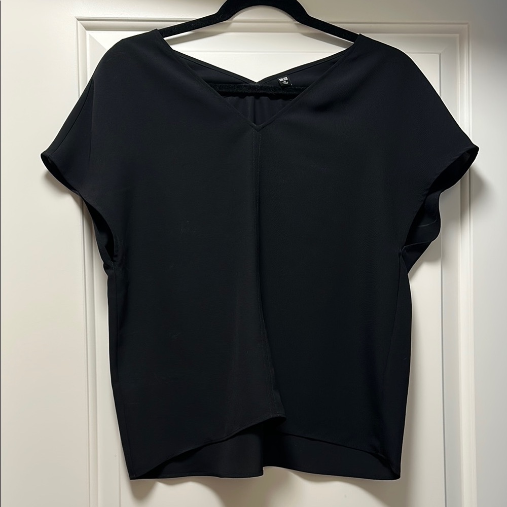 [3/$8] Uniqlo Black Asymmetrical Cap Sleeve Blouse